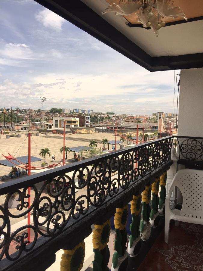 Hotel Confort Cuba Pereira Esterno foto